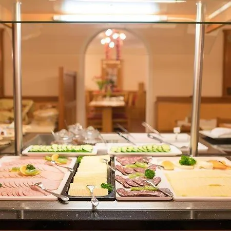 فندق Thermenclubhotel 